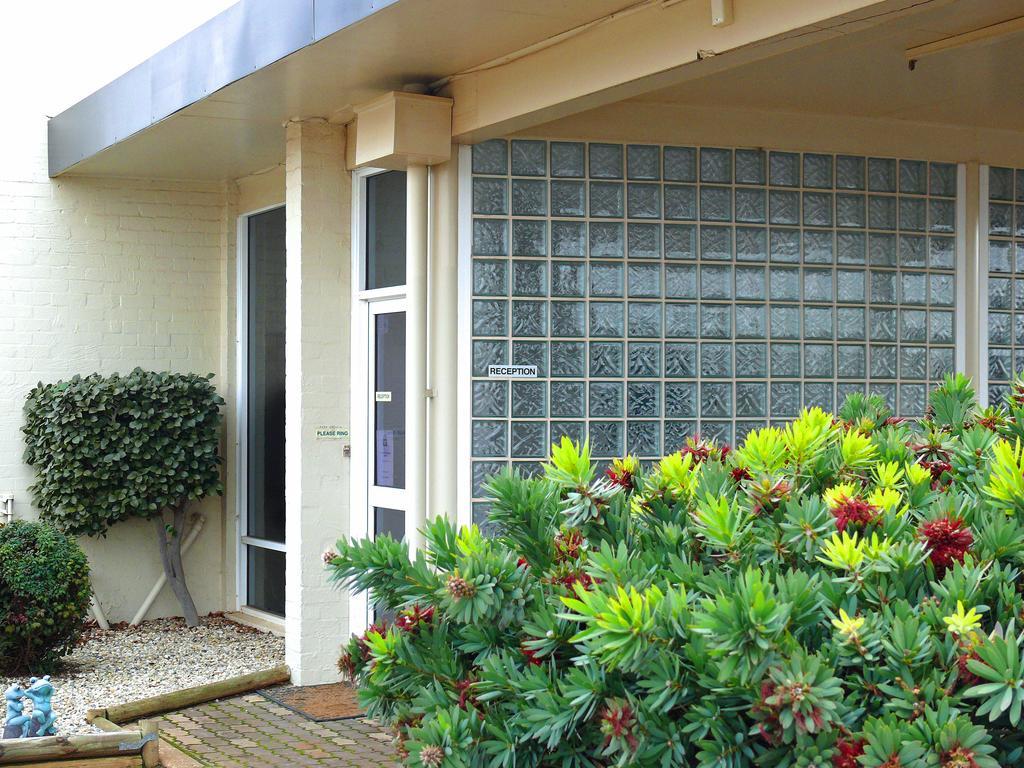 Charles Sturt Motor Inn West Wyalong Ngoại thất bức ảnh