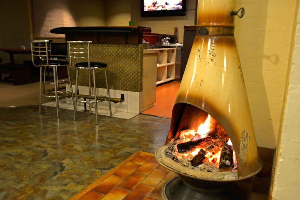 Charles Sturt Motor Inn West Wyalong Ngoại thất bức ảnh